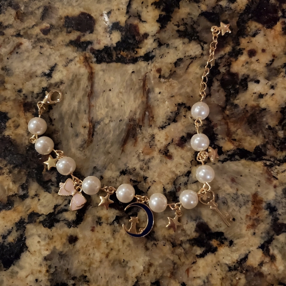 Sailor moon frux pearl charm bracelet - Picture 2 of 7